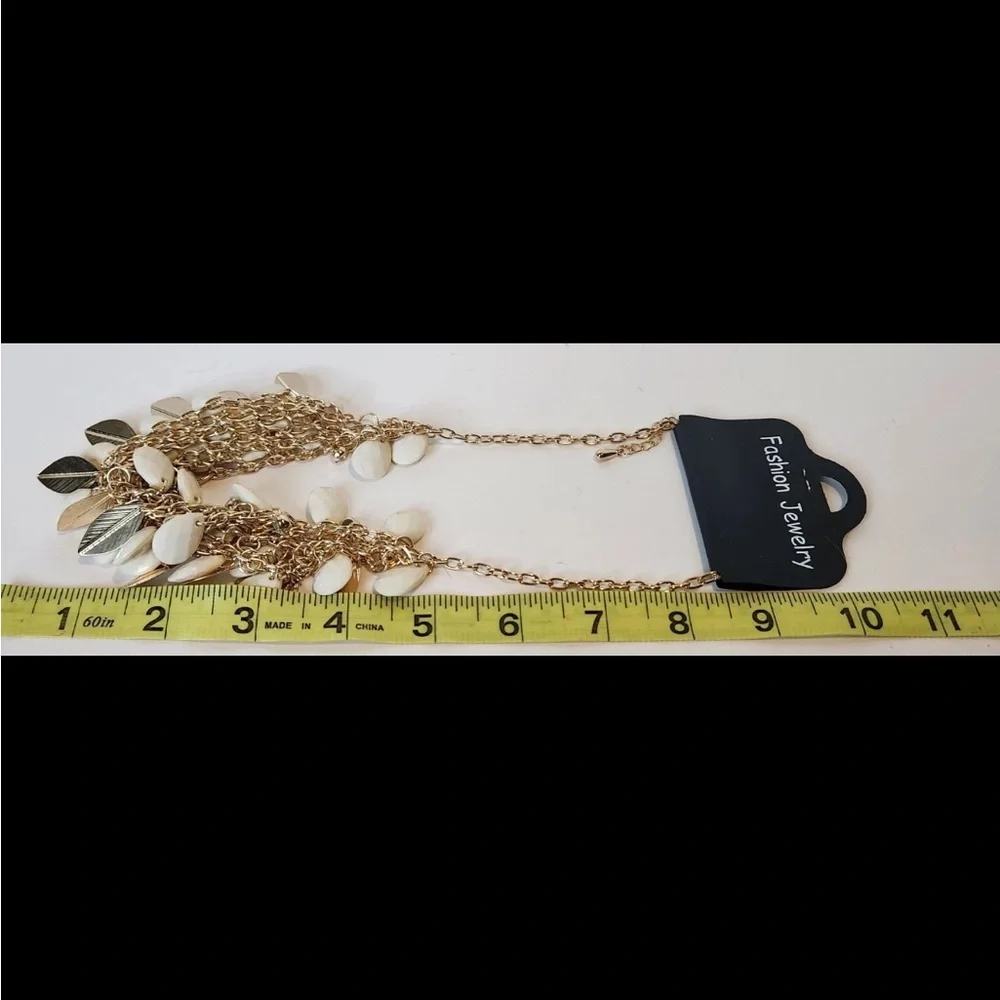 Gold and Cream Leaf Necklace - Picture 3 of 3